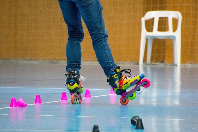 促使各方合 促使各方合